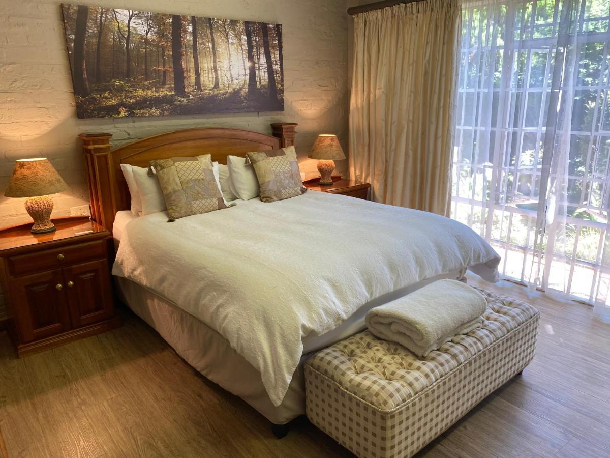 Anne'S Place Potchefstroom Ngoại thất bức ảnh