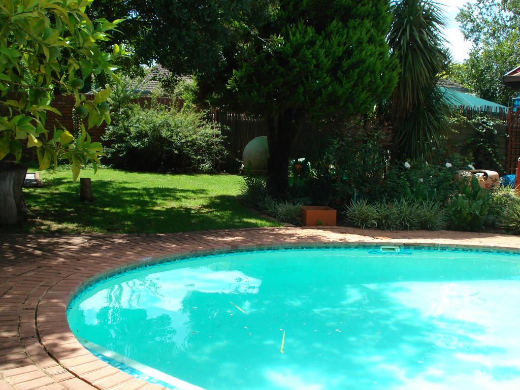 Anne'S Place Potchefstroom Ngoại thất bức ảnh